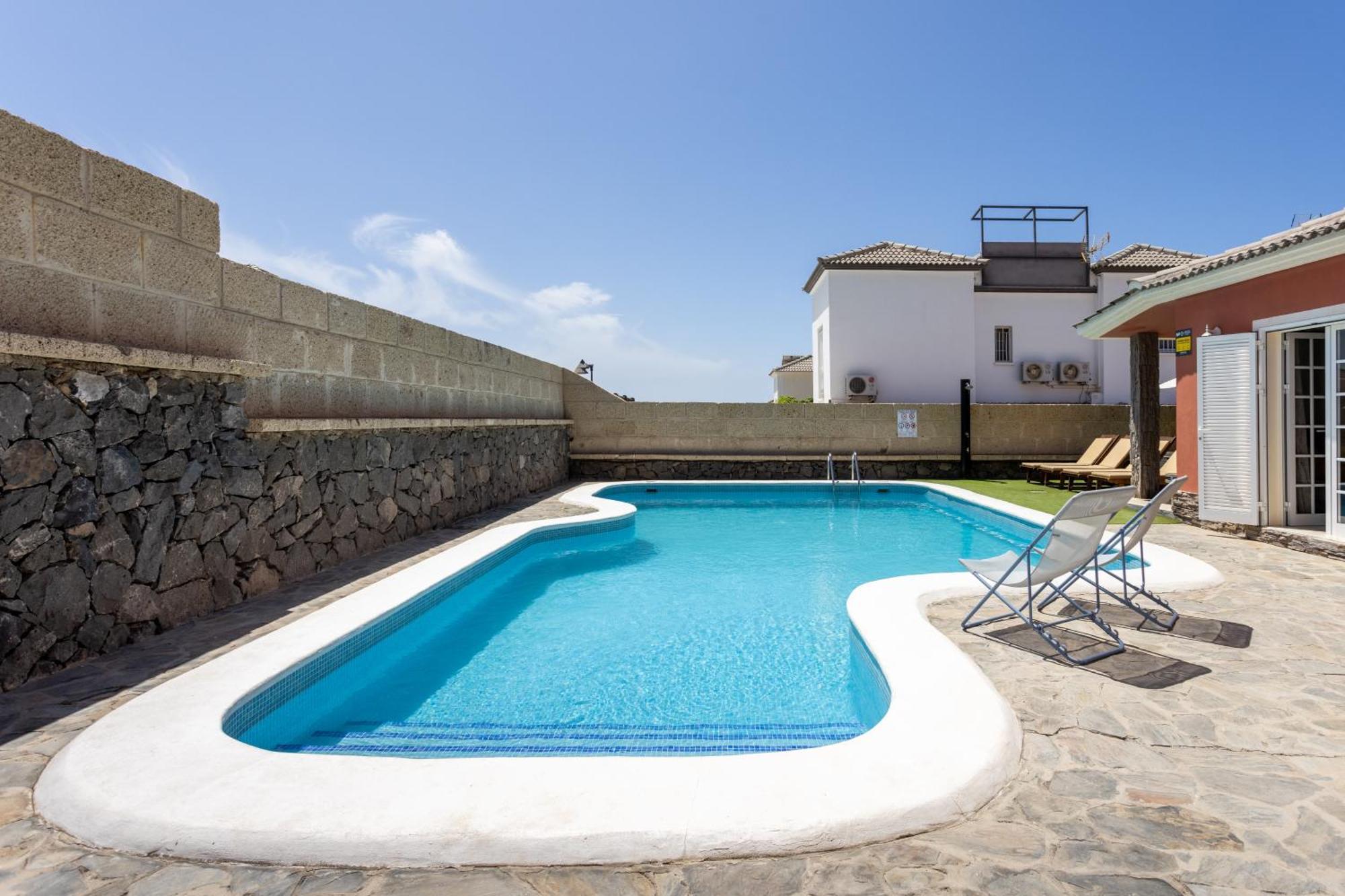 Villa Chloe Costa Adeje Tenerifesummervillas Giant Private Pool 11 Meters Long Екстер'єр фото