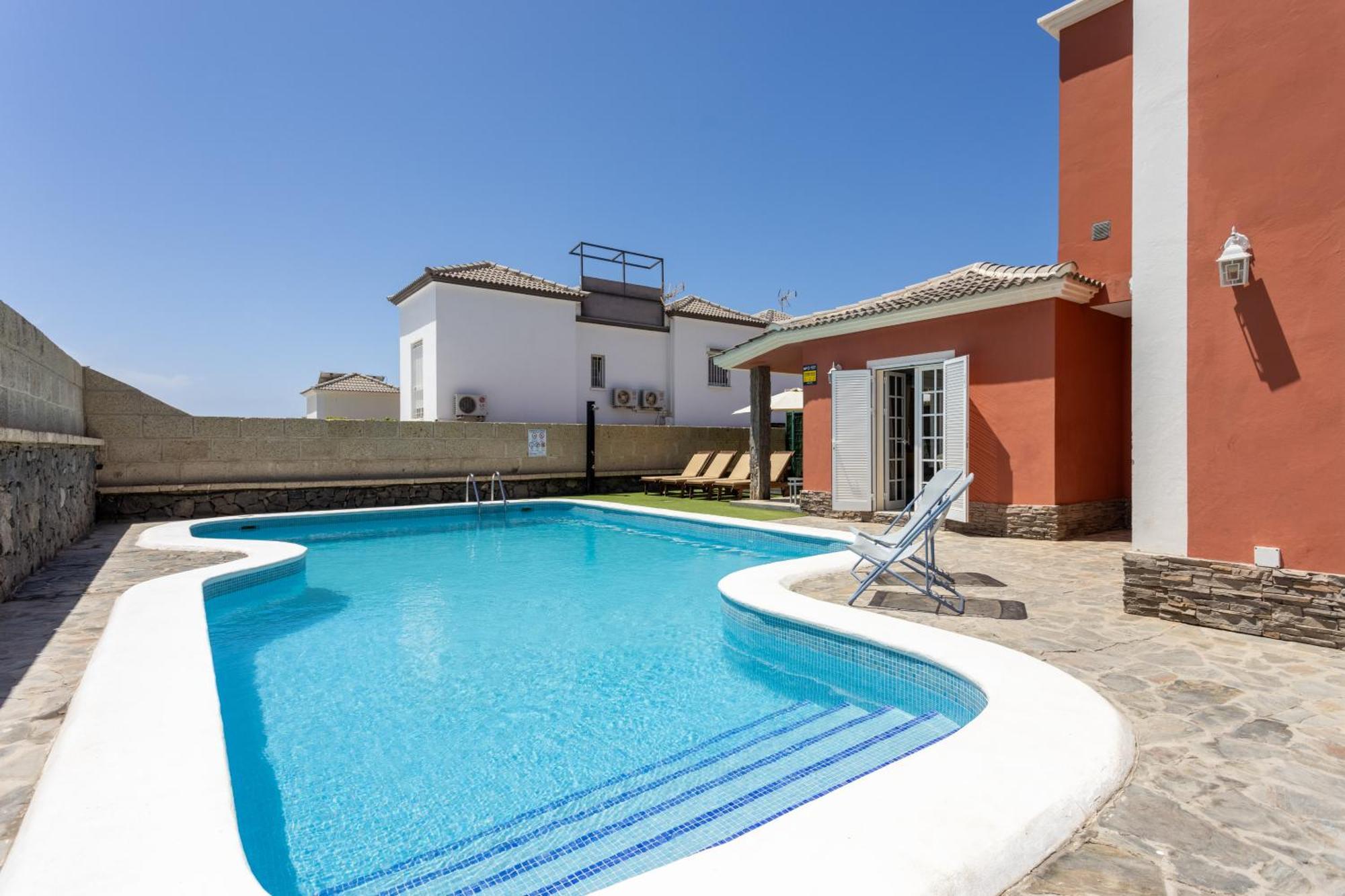 Villa Chloe Costa Adeje Tenerifesummervillas Giant Private Pool 11 Meters Long Екстер'єр фото