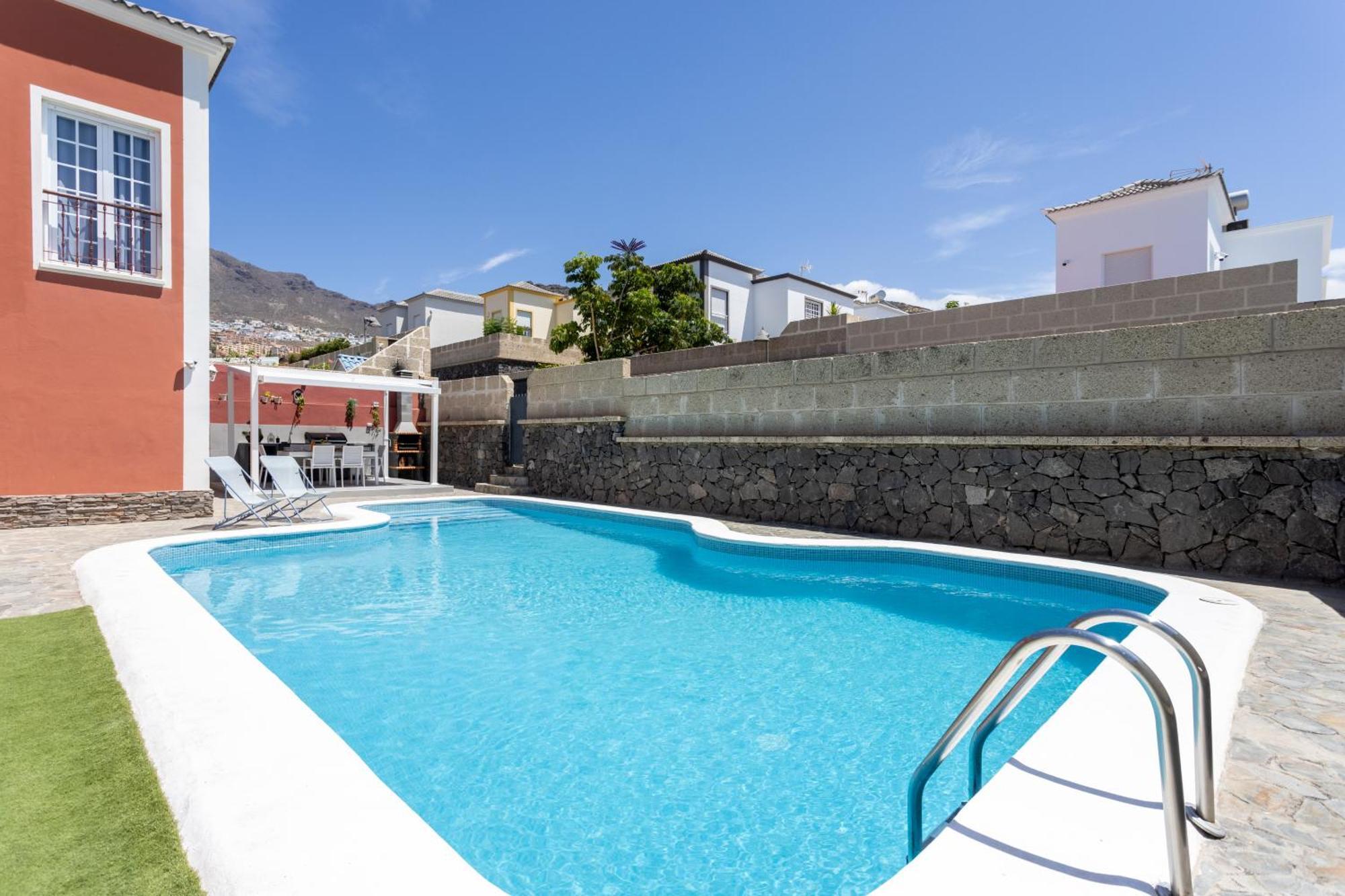 Villa Chloe Costa Adeje Tenerifesummervillas Giant Private Pool 11 Meters Long Екстер'єр фото